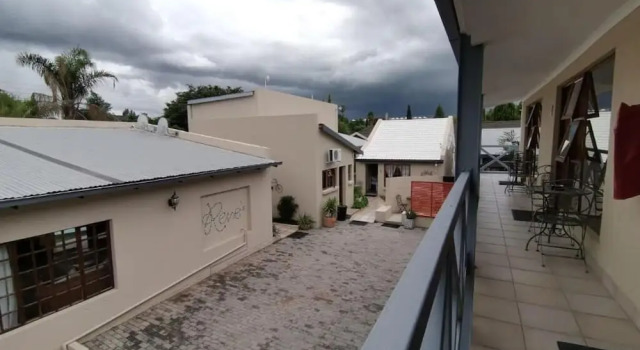 Rene's Guesthouse, Boek Hotel Douglas Noord-Kaap