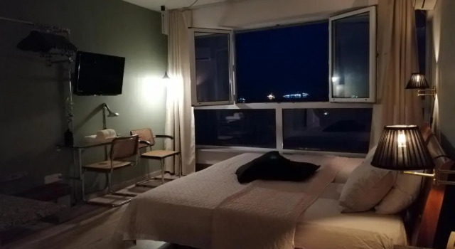 A City-center Seaview Penthouse at Oceanic, Boek Hotel Limasol Limassol