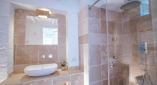 Vittorio Emanuele Charming Suites, Buchen Sie Hotel SPA-Hotels in Monopoli, SPA