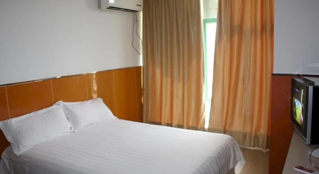 99 Inn, Book Hotel Huli 