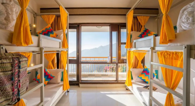 Кровать в общем номере (женский номер) goSTOPS Mussoorie, Library Road