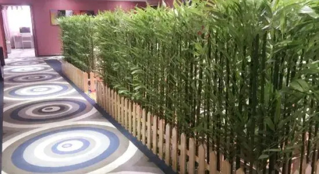 The first stop of Urumqi Theme Hotel, Rezerwuj Hotel Urumqi Xinjiang