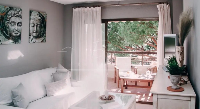 Enjoy2Rent BahiaBlanca beautiful Apartment, Marbella
