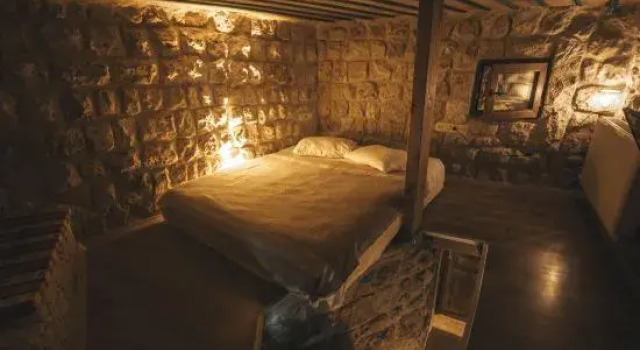 Люкс Дуплекс Saliche Cave Suite