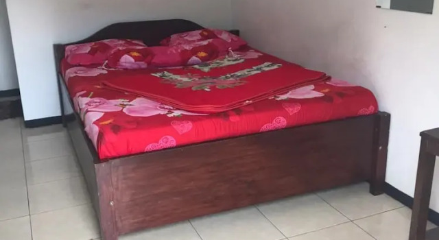Standard huone parvekkeella Villa 3 Putri 27