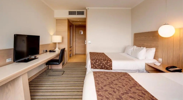 Четырёхместный номер Standard Отель Wyndham Concepcion Pettra