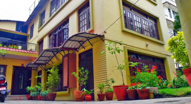 Yog Hostel