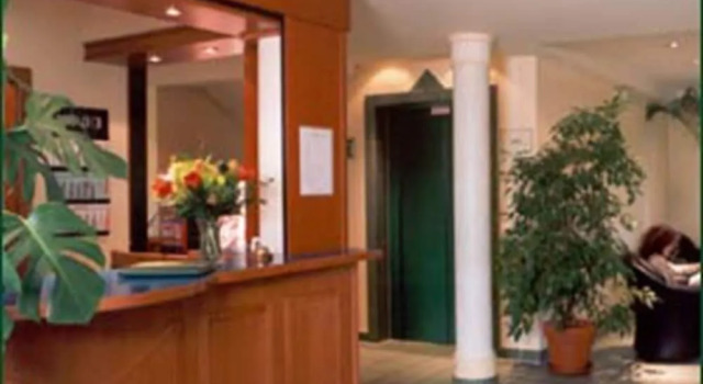ARC Hotel