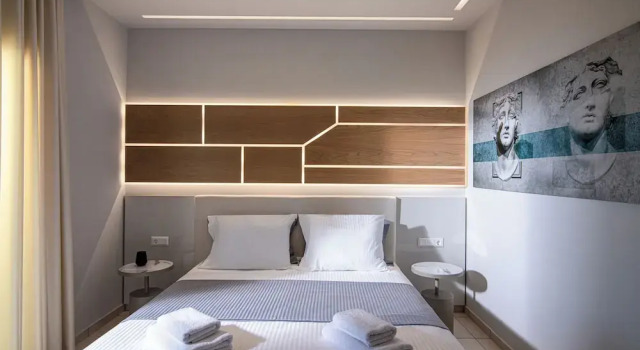 Полулюкс Filia Luxury Suites