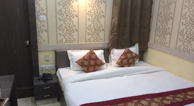Номер Premier с видом на город Hotel Rahil Palace