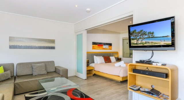 Lagoon Pool 2 Bedroom Spa Suite
