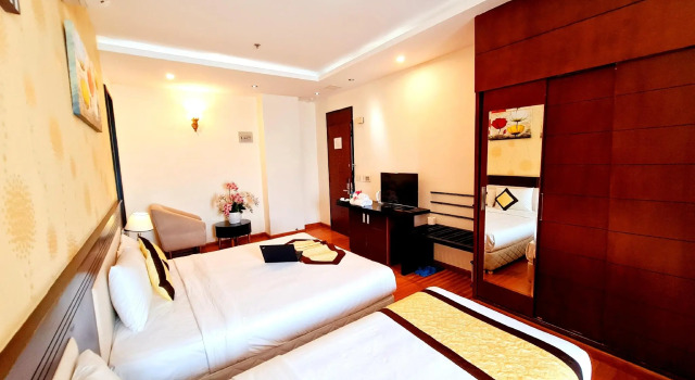 Happy Life Hotel