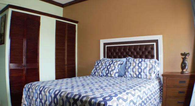 The Suite at Crystal Towers I, Prenota Appartamento Kingston Giamaica