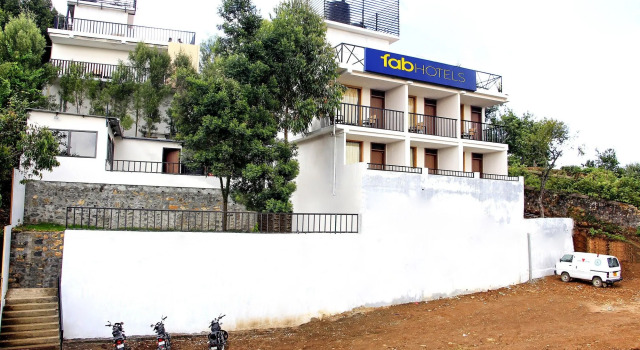FabHotel Tranquil Heights
