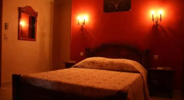 LAleandra, Rezervovat Hotel Castellar Great Alpine Road