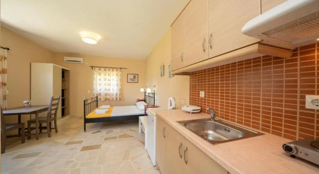 Двухместный номер Standard с видом на сад Aggelinas Apartments