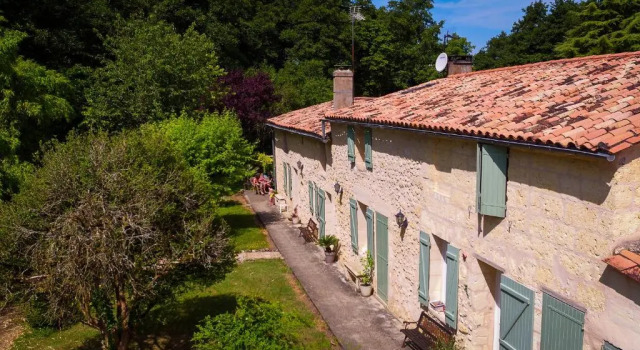 Gite la Maison de la Pimpine Lignan de Bordeaux, Забронировать Отель Отели Entre-Deux-Mers 4 звезды, 4*