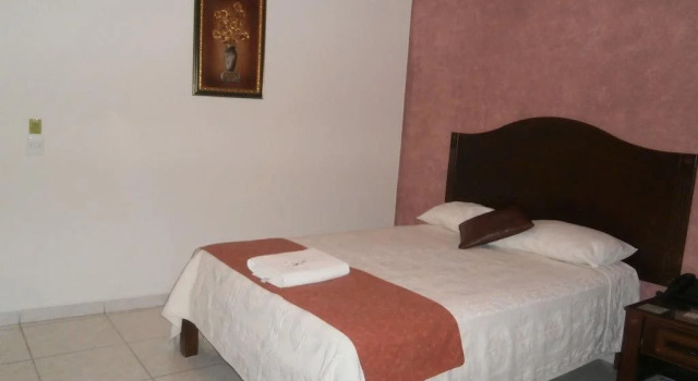 Hotel Anber, Prenota Hotel Dolores Hidalgo 
