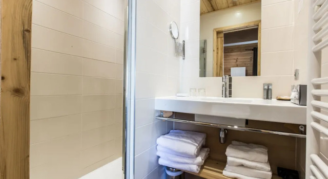 Номер Comfort Hôtel Spa Crychar