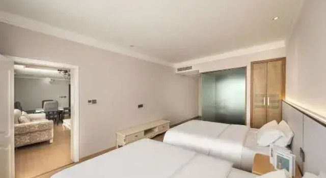 Семейный люкс с 2 комнатами Jiangyou Fengcheng Qingli Hotel (Shengming International Plaza)