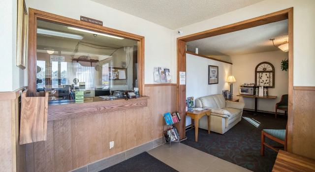 Rodeway Inn Cheyenne, Book Hotel Cheyenne Wyoming