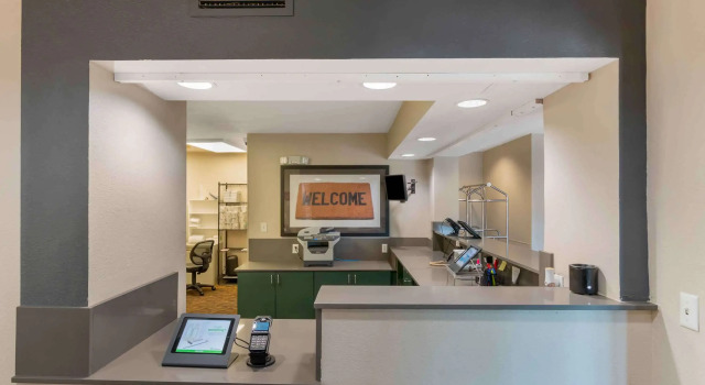 Extended Stay America - Kansas City - Country Club Plaza