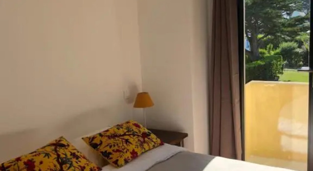 Maison familiale au calme/5 chambres/Grand jardin