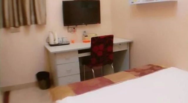 Nanbu Yijia Hotel, Varaa Hotelli Hotellit Sichuan pysäköinnillä, Pysäköinti