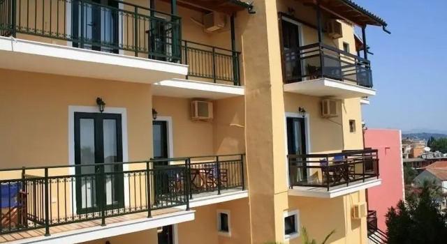 Kerkyra Studios / Mythos Apartments
