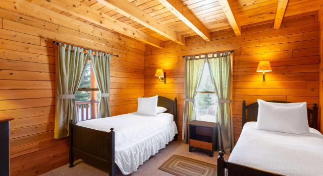 Rangeley Lake Resort a Ramada by Wyndham, Book Ferieresort Hoteller i Rangeley med pool, Swimmingpool