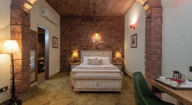 Camera Standard Govind Bagh Resort