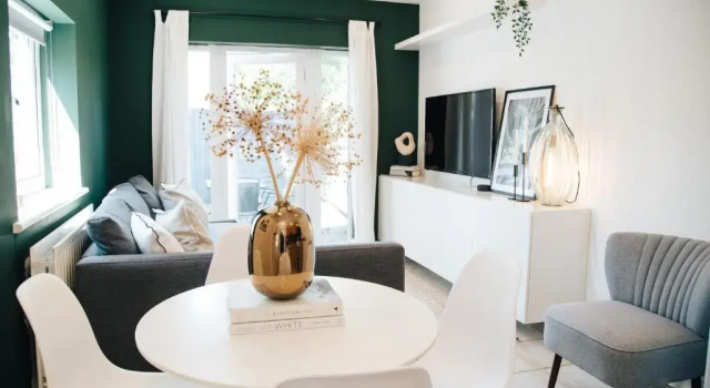 Апартаменты Tranquil Little Hide-Away in Oxford with Private Garden