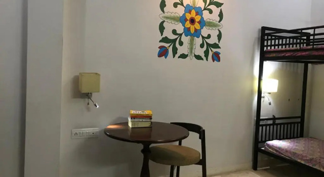 Кровать в общем номере (женский номер) Shardas Homestay
