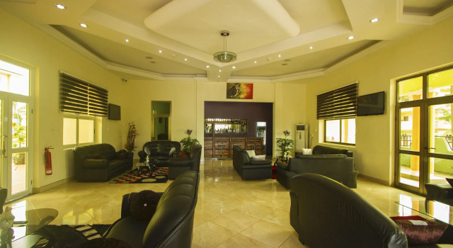 Kingstel Hotel, Réserver Hôtel Sékondi 