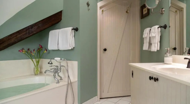 Двухместный номер Standard Inn at Woodhaven-In the Heart of the Bourbon Trail-Over 12 Distilleries Nearby