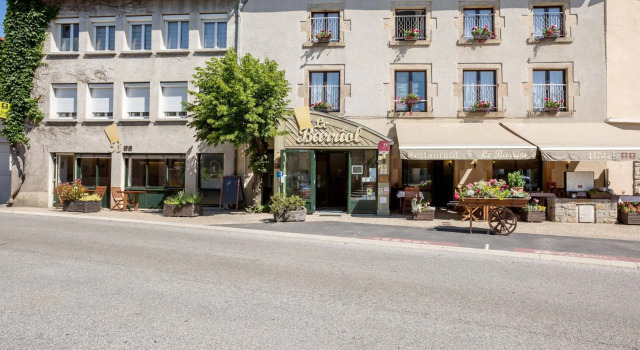 Le Barriol, Prenota Hotel Hotel a Alvernia con parcheggio, Parcheggio
