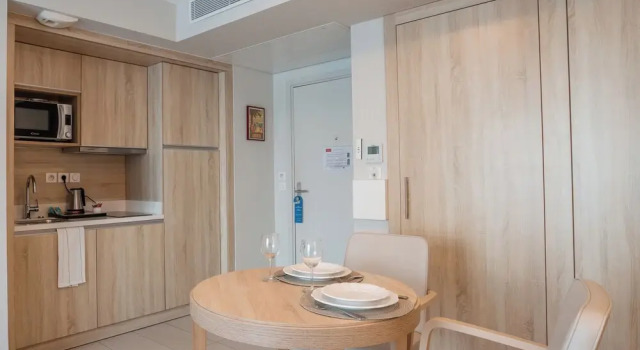 Студия Quality Aparthotel Nice