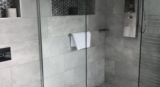 Люкс Deluxe с балконом и с видом на море The Pines Hotel
