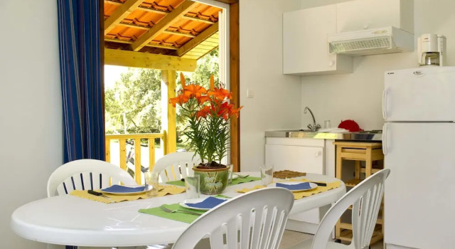 Шале с 2 комнатами Village Vacances La Forêt des Landes
