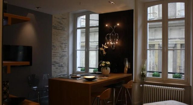 Апартаменты Superior SuitHome Jacobins