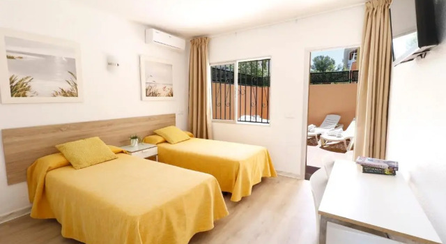 Студия Naika Studios & Apartments