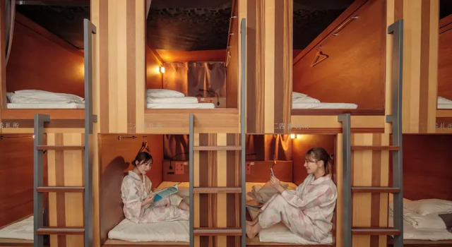 Женская капсула Yokkaichionsen Ofurocafe Yumoriza