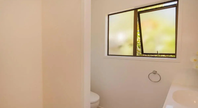 The Olive Grove Retreat - Matarangi Holiday Unit, Buchen Sie Hotel Matarangi 