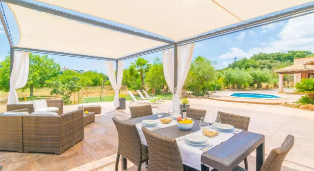 Villa SON Pere Genet