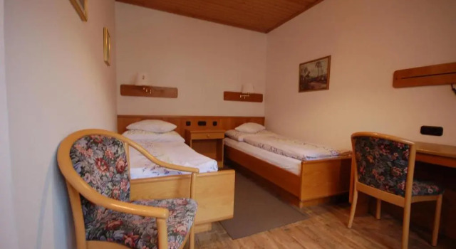Номер Standard Pension Dorfwirt