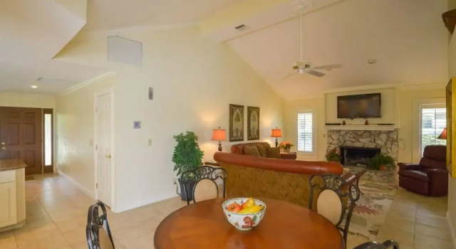Spinnaker Dr Home