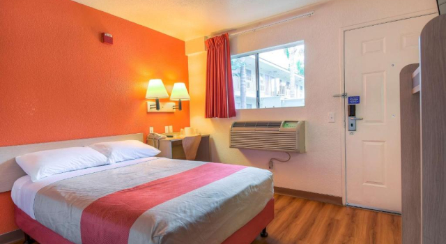 Двухместный номер Standard Motel 6 Chino, CA - Los Angeles Ontario