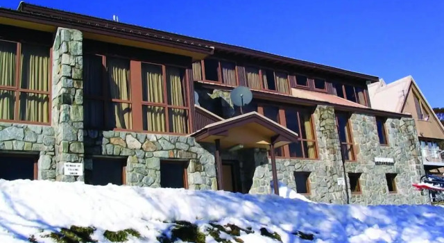 Boonoona Ski Lodge, Забронировать Отель Перишер-Вэлли Kosciuszko National Park, рядом с Лыжный подъёмник Mt Perisher Triple Chair