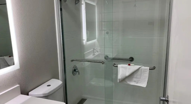 Двухместный номер Standard Microtel Inn by Wyndham Charlotte Airport
