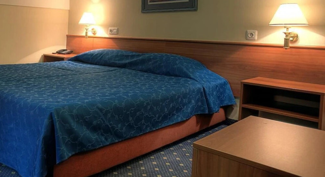 Hotel Dobrovit